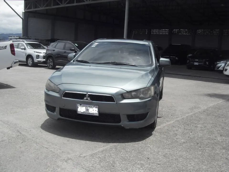 Mitsubishi Lancer - Image 7