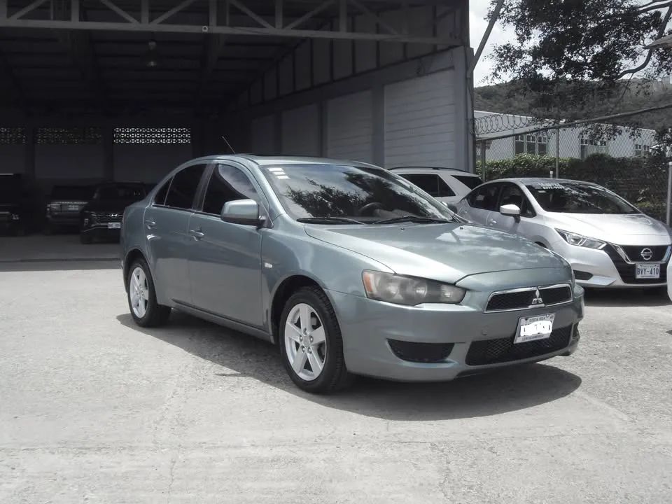 Mitsubishi Lancer - Image 8