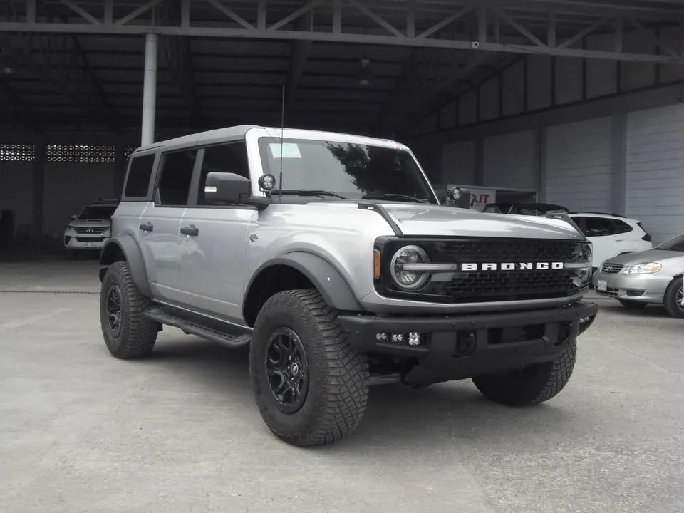 Ford Bronco Wildtrack Sasquatch - Image 2