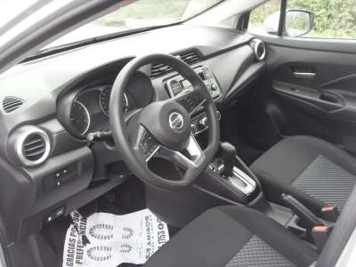 Nissan Versa - Image 9