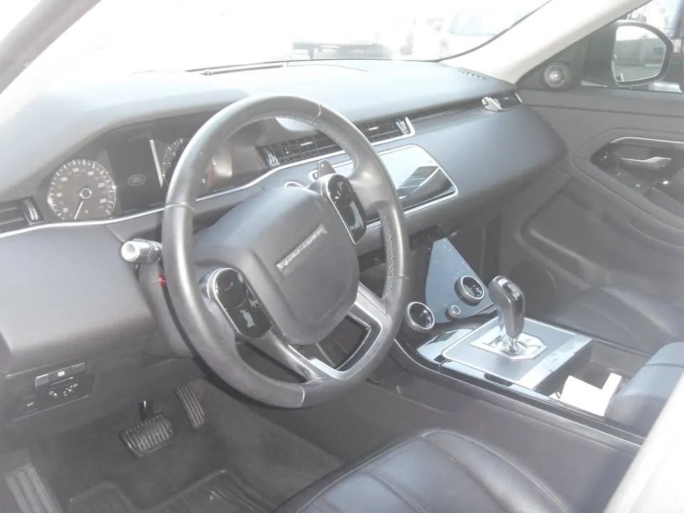 Land Rover Range Rover Evoque - Image 12