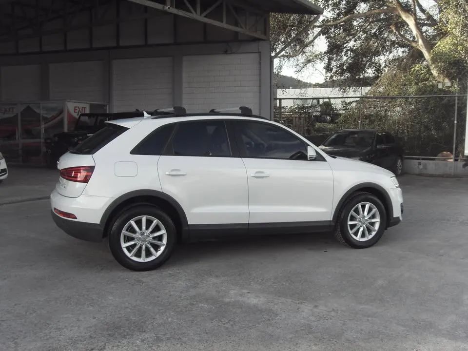 Audi Q3 - Image 3