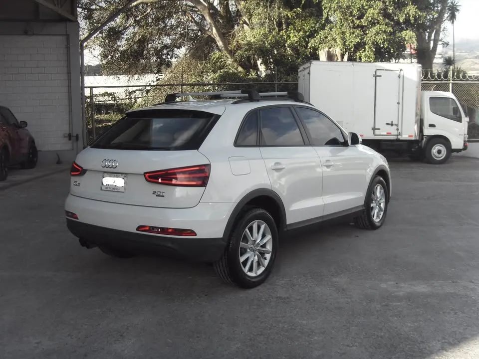 Audi Q3 - Image 4