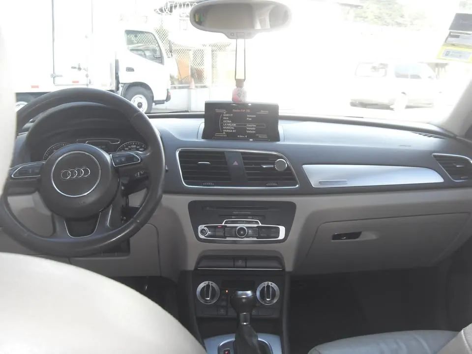 Audi Q3 - Image 12