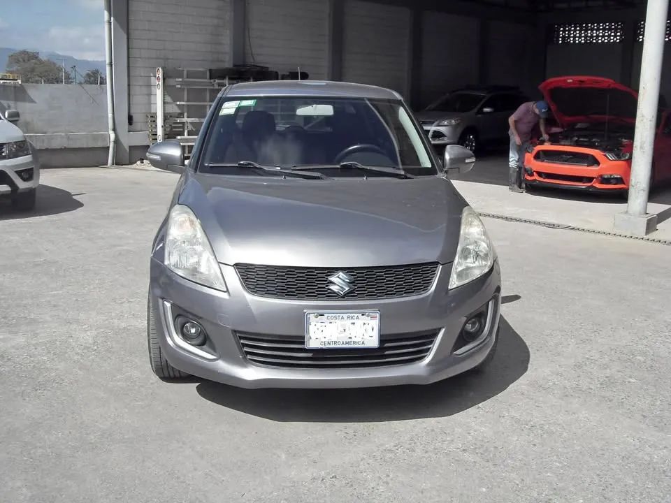 Suzuki Swift - Image 1