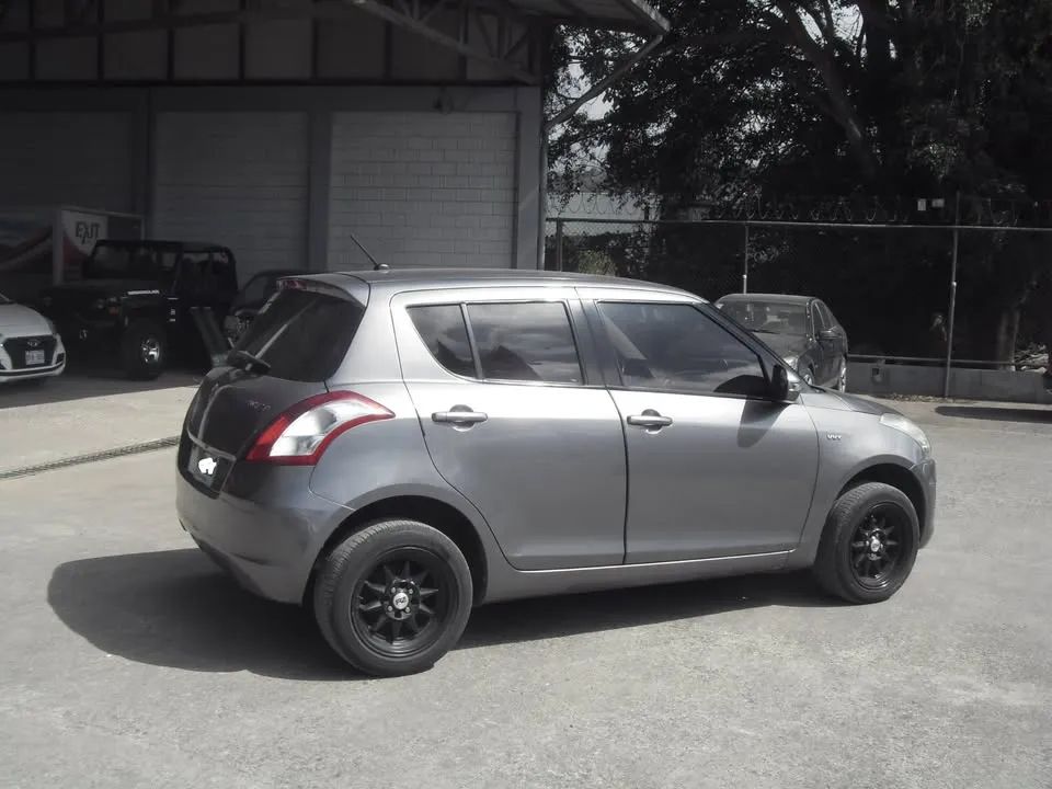 Suzuki Swift - Image 9