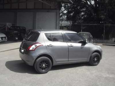 Suzuki Swift - Image 9