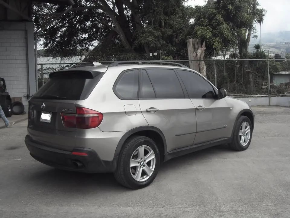 BMW X5 - Image 4