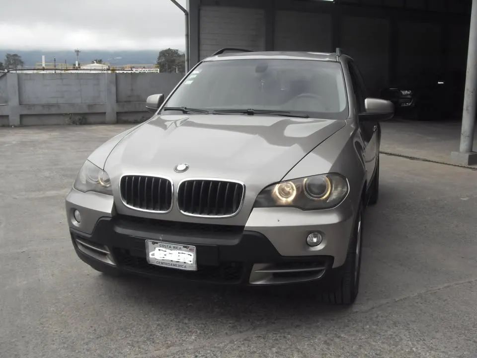 BMW X5 - Image 8