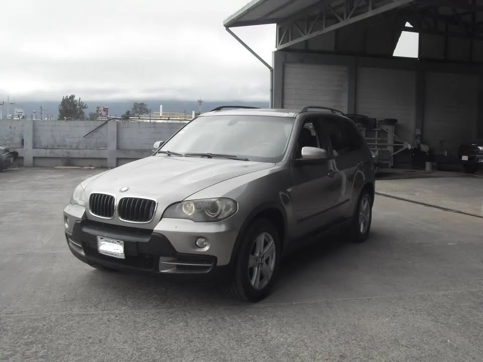BMW X5 - Image 17