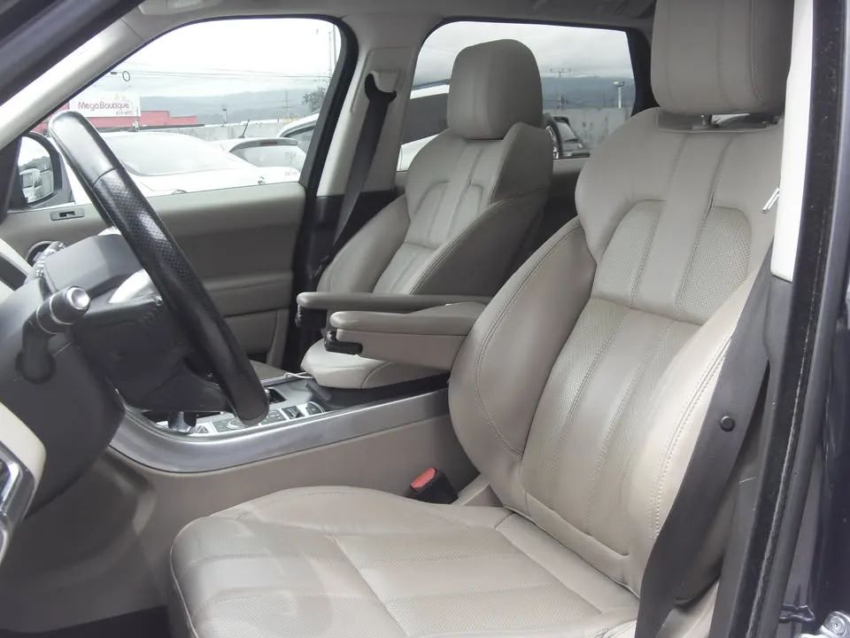 Land Rover Range Rover Sport - Image 9