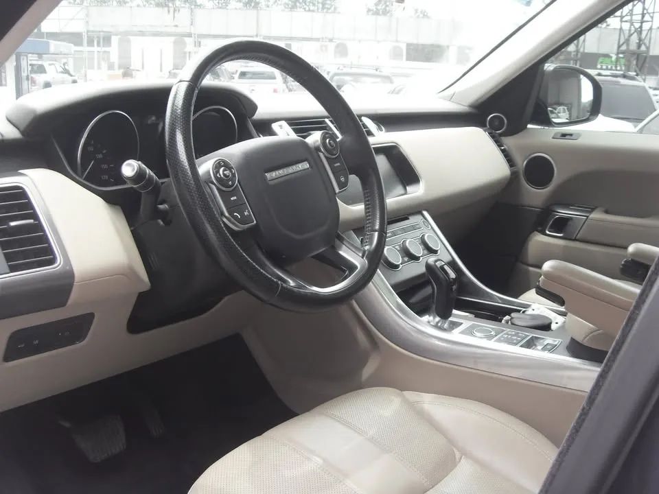 Land Rover Range Rover Sport - Image 12