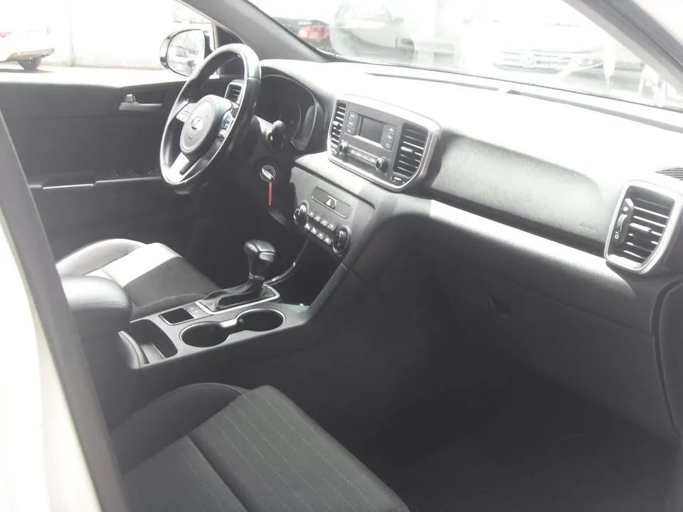 Kia Sportage - Image 13