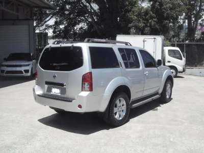 Nissan Pathfinder - Image 4