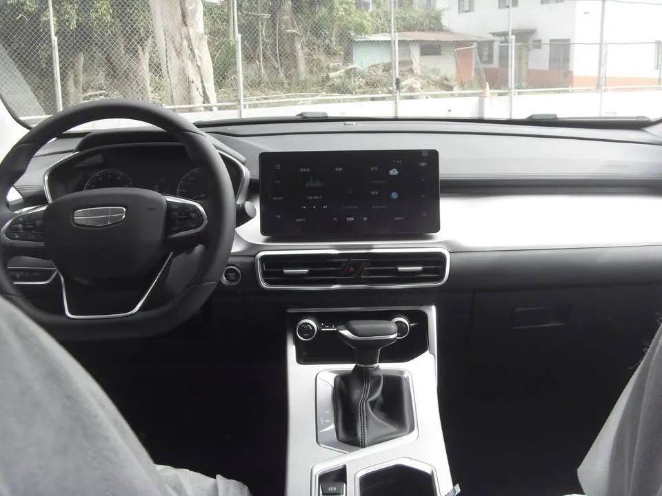 Geely Coolray - Image 13