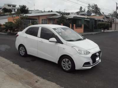 Hyundai Grand i10 Sedan - Image 9