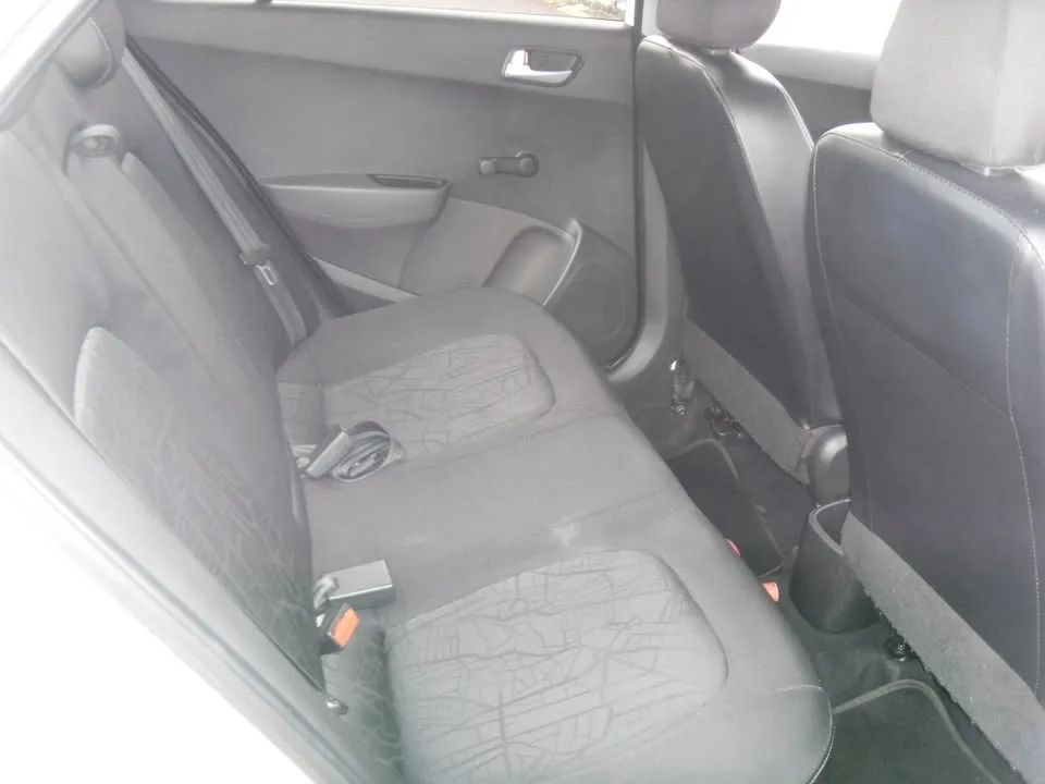 Hyundai Grand i10 Sedan - Image 14