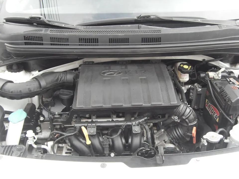 Hyundai Grand i10 Sedan - Image 16