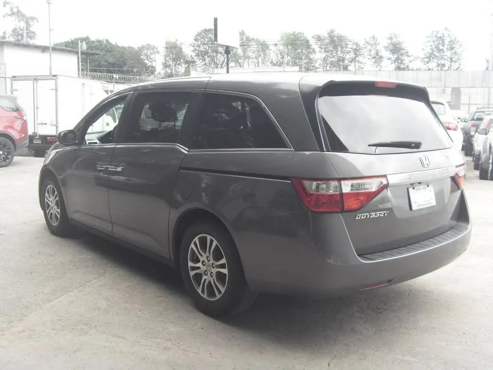 Honda Odyssey EXL - Image 6
