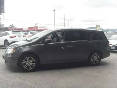 Honda Odyssey EXL - Image 7