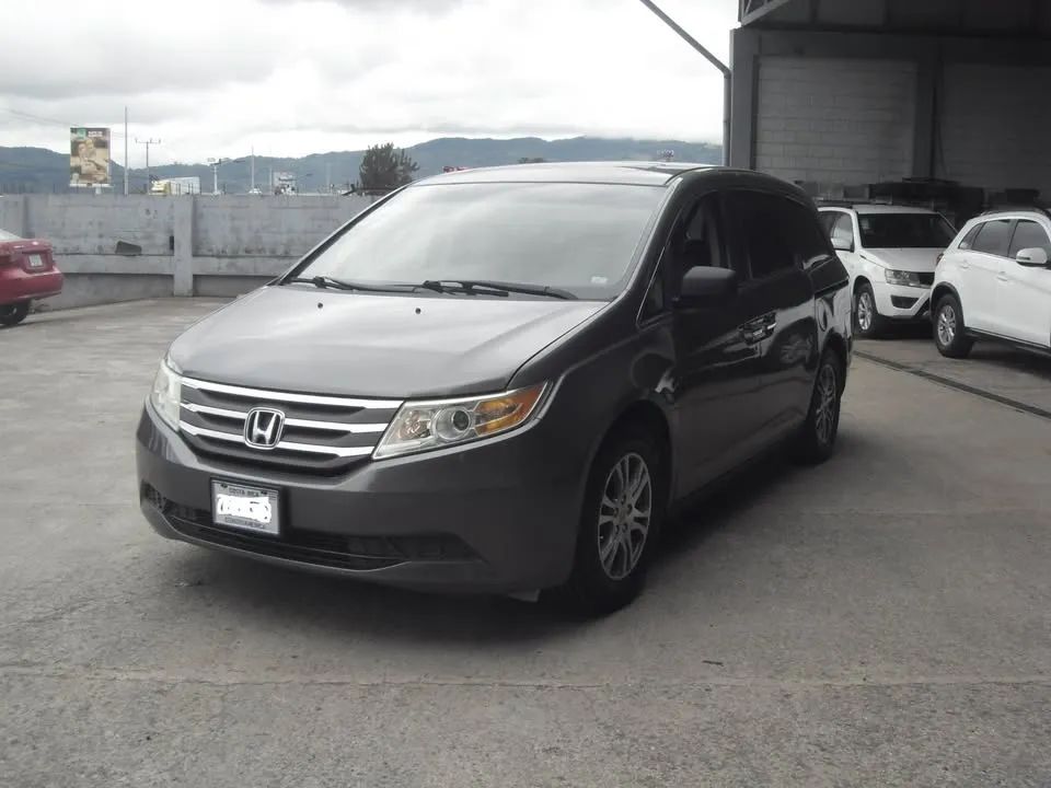 Honda Odyssey EXL - Image 8