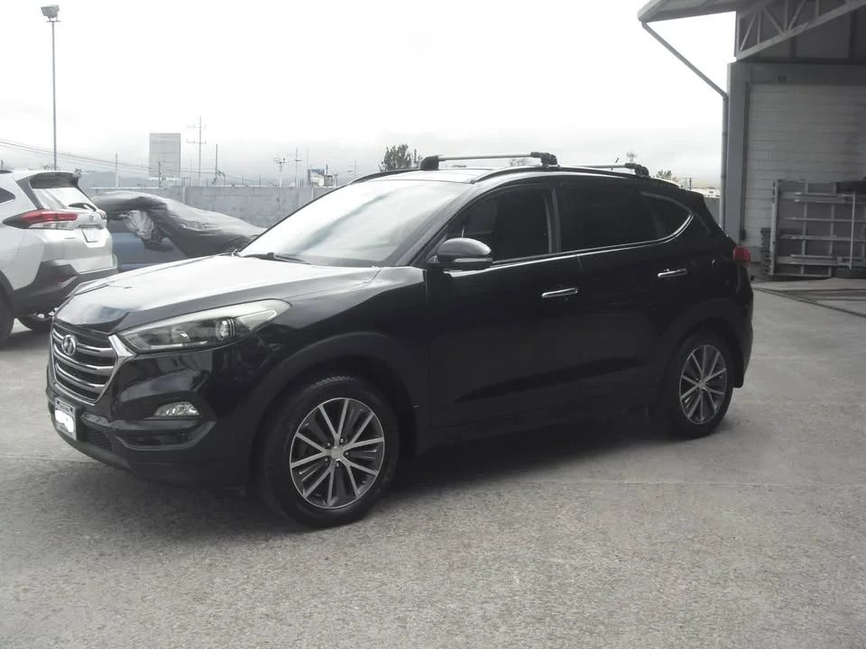 Hyundai Tucson - Image 2