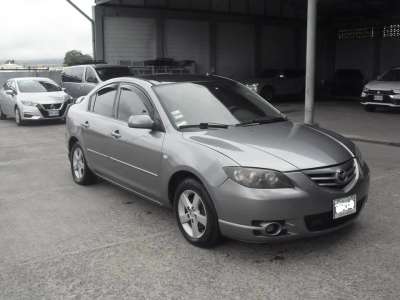 Mazda 3 - Image 2