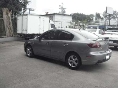 Mazda 3 - Image 5