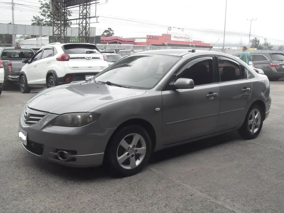 Mazda 3 - Image 6