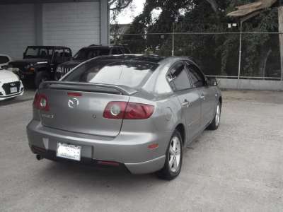 Mazda 3 - Image 9