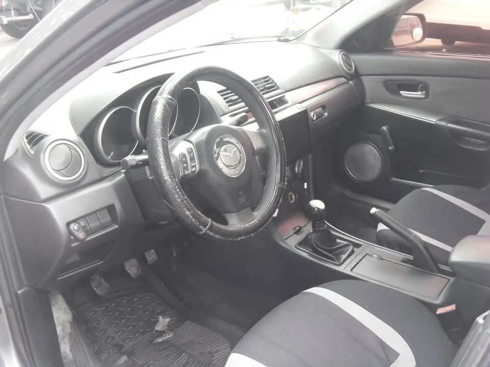 Mazda 3 - Image 11