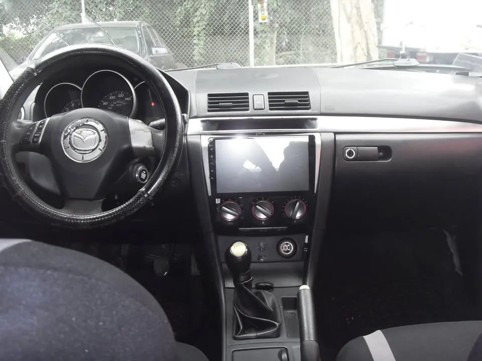 Mazda 3 - Image 13