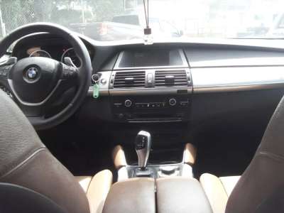 BMW X6 - Image 12