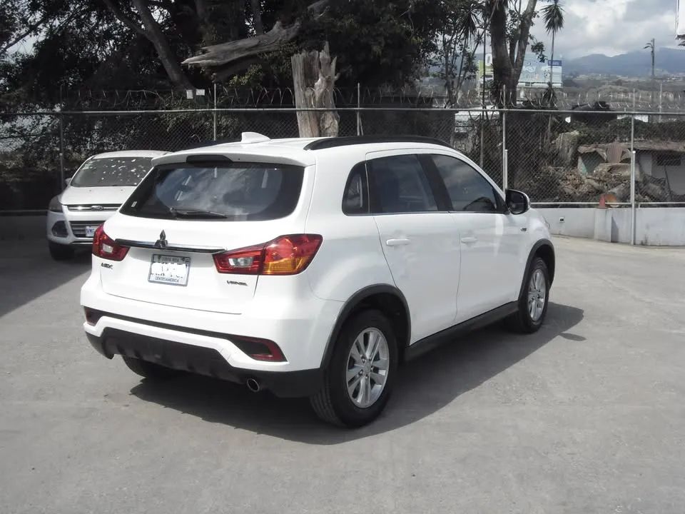 Mitsubishi ASX - Image 6