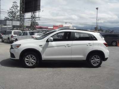 Mitsubishi ASX - Image 9