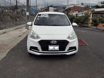 Hyundai Grand i10 Sedan - Image 1