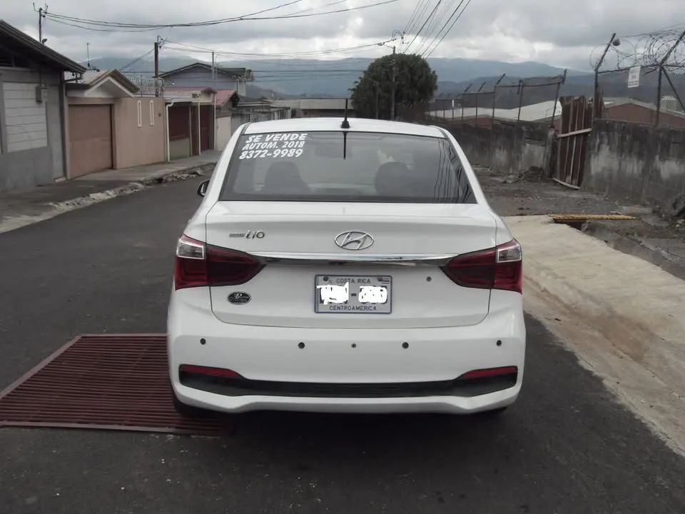 Hyundai Grand i10 Sedan - Image 6