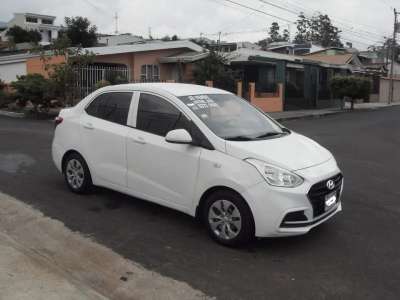Hyundai Grand i10 Sedan - Image 9