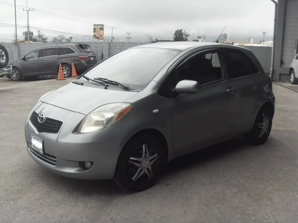 Toyota Yaris - Image 7