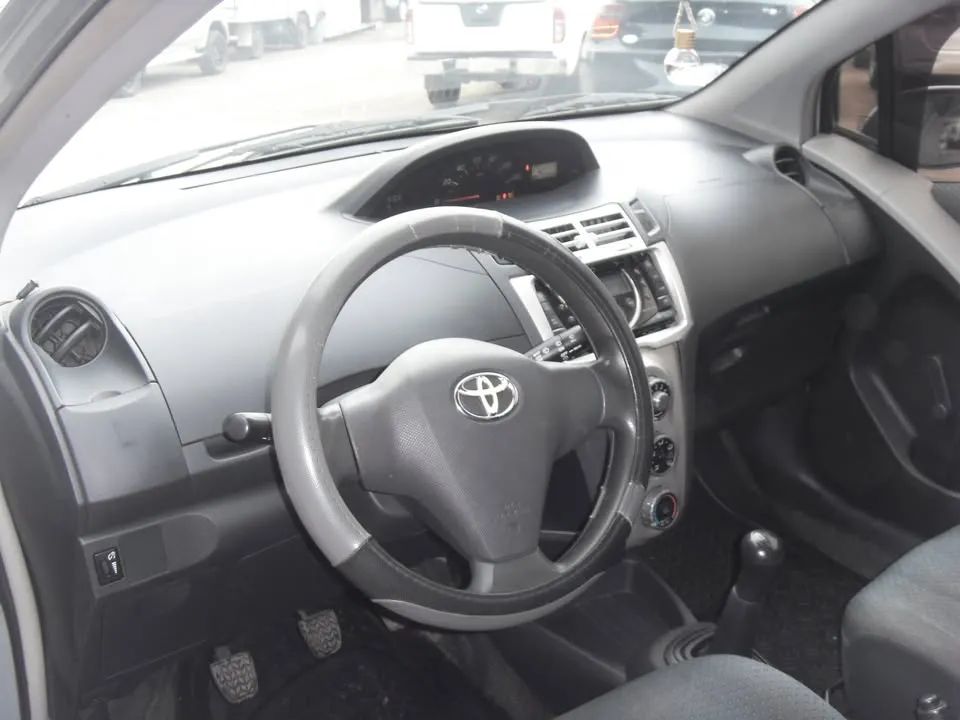 Toyota Yaris - Image 11