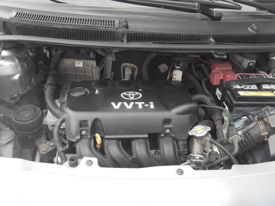Toyota Yaris - Image 12