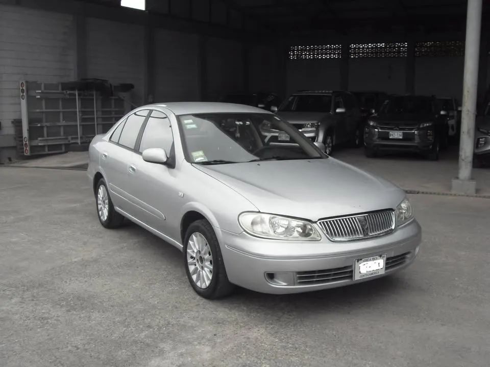 Nissan Almera - Image 3