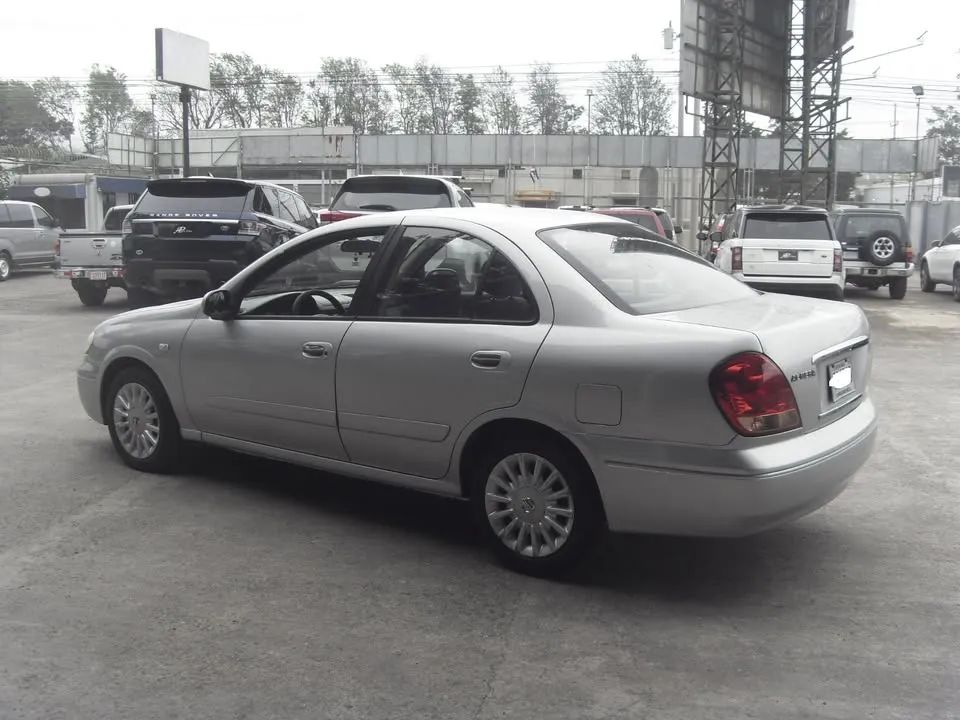 Nissan Almera - Image 5