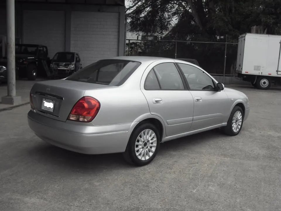Nissan Almera - Image 8