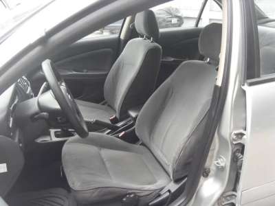 Nissan Almera - Image 10