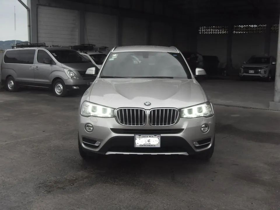 BMW X3 - Image 1