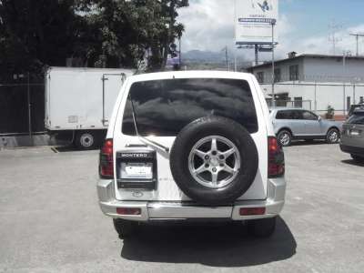 Mitsubishi Montero XLS - Image 6