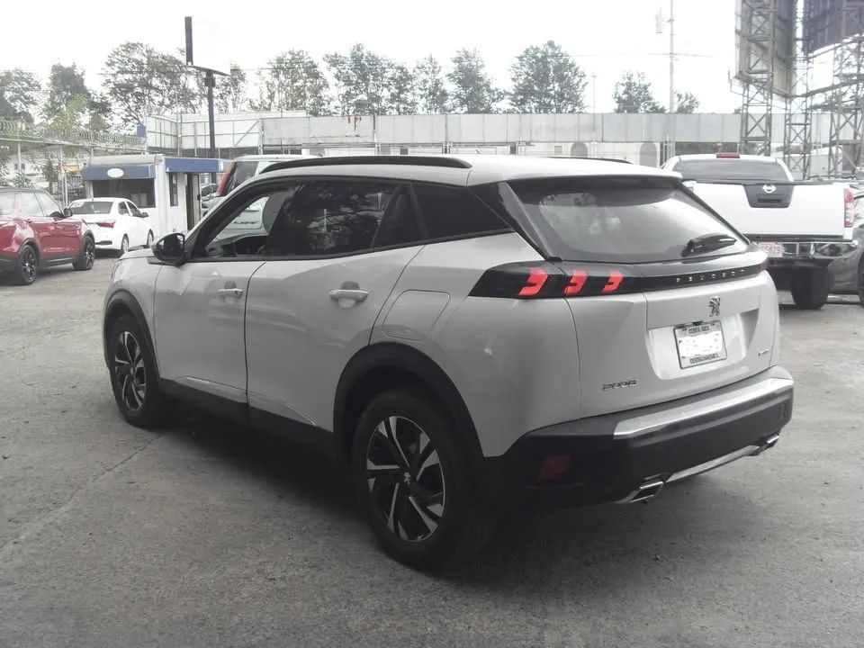 Peugeot 2008 - Image 6