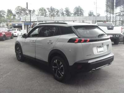 Peugeot 2008 - Image 6