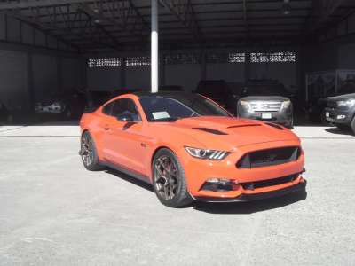 Ford Mustang - Image 2